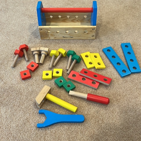 Melissa & Doug Take-Along Tool Kit Wooden Construction Toy (24 pcs) - Picture 17 of 17